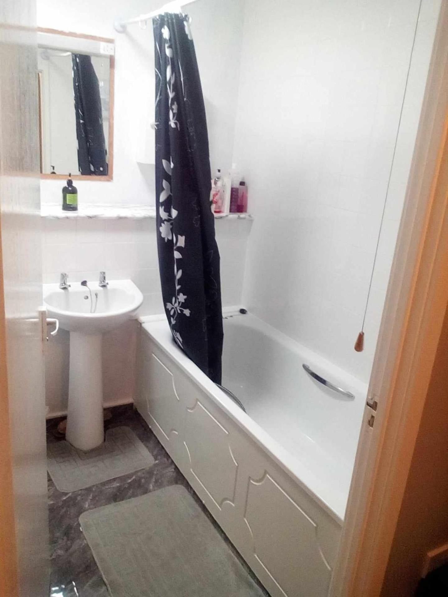 Spacious Double Room Located Within Walking Distance To Seaside And Town Dover Exterior photo